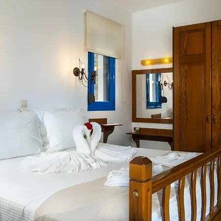 Bella Vista Stegna Aparthotel 3*