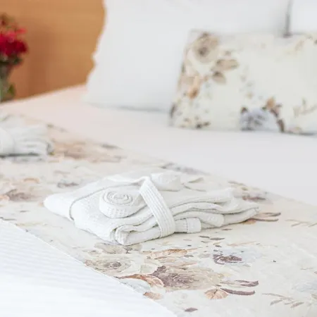 Bella Vista Stegna Apartmanhotel Arhángelosz