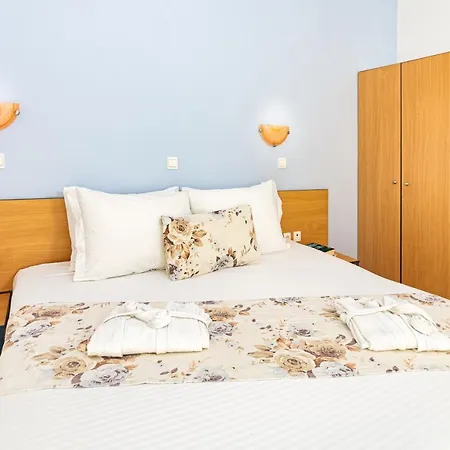 Aparthotel Bella Vista Stegna 3*