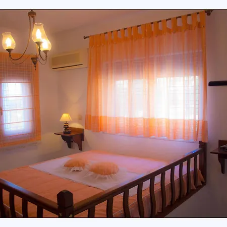 Bella Vista Stegna Aparthotel